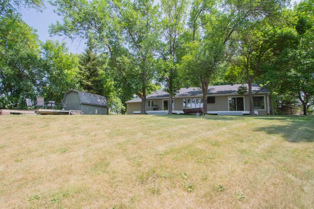 4503 S River Haven Road, Moorhead, MN 56560