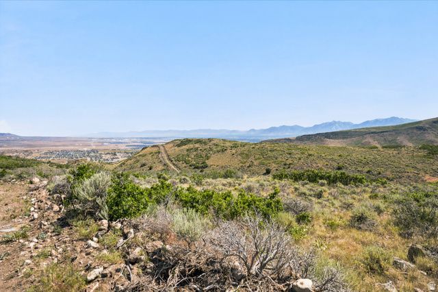 15633 S High Step Ln Unit 104, Herriman, UT 84096