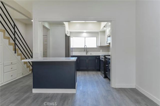 2915 Montrose Avenue 525, Glendale, CA 91214