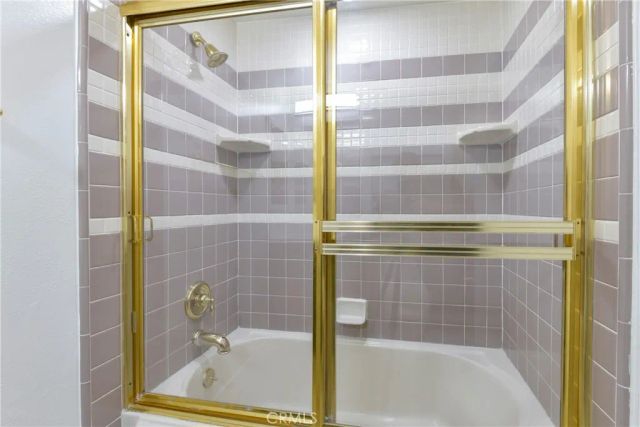 2915 Montrose Avenue 525, Glendale, CA 91214