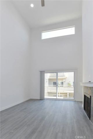 2915 Montrose Avenue 525, Glendale, CA 91214