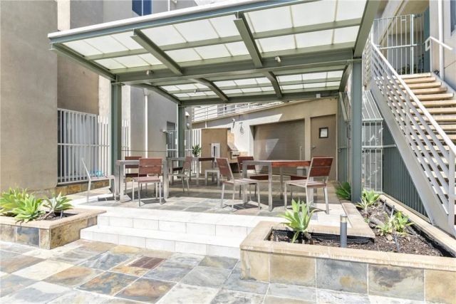 2915 Montrose Avenue 525, Glendale, CA 91214