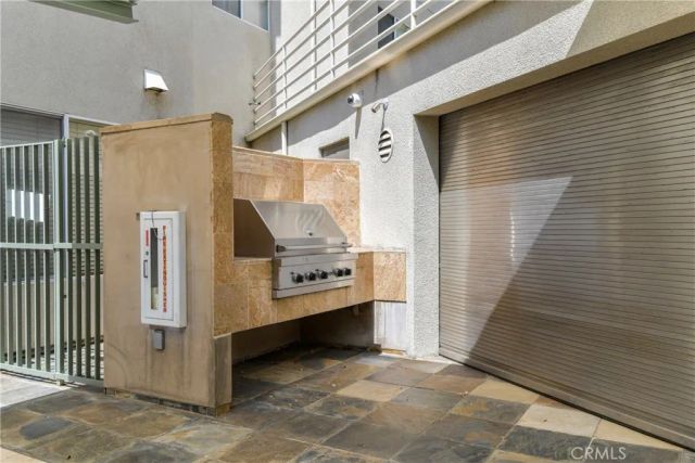 2915 Montrose Avenue 525, Glendale, CA 91214