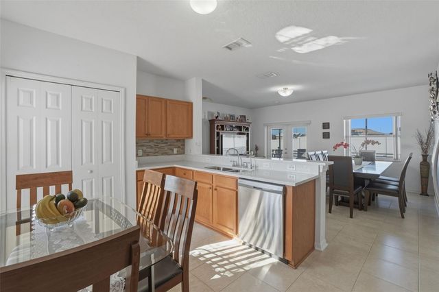 995 CUMBERLAND DRIVE, Kissimmee, FL 34759