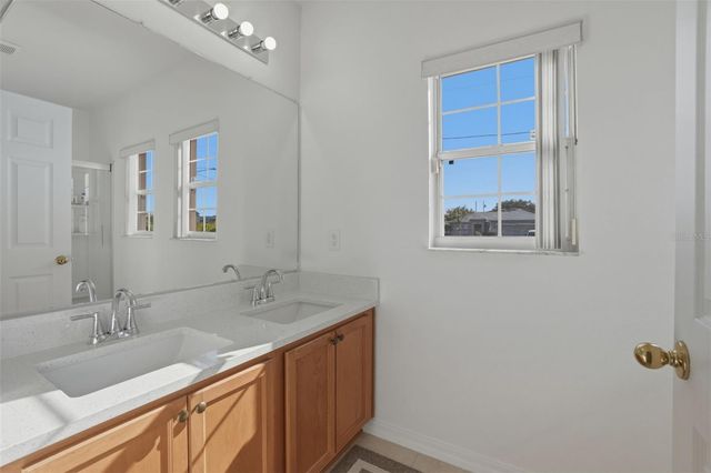 995 CUMBERLAND DRIVE, Kissimmee, FL 34759