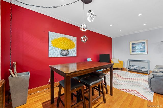 69-60 108th Street 503, Forest Hills, NY 11375