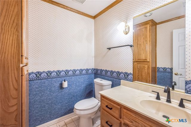 3900 Chisholm Trail, Salado, TX 76571