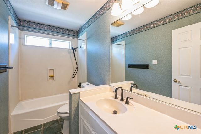 3900 Chisholm Trail, Salado, TX 76571