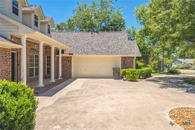3900 Chisholm Trail, Salado, TX 76571