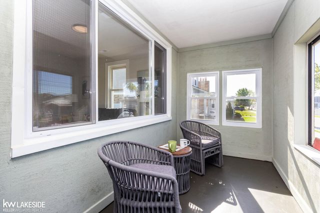 22005 Lakeview Street, Saint Clair Shores, MI 48080