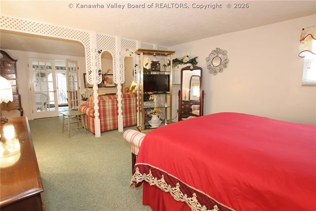 1216 Kanawha Avenue, Dunbar, WV 25064