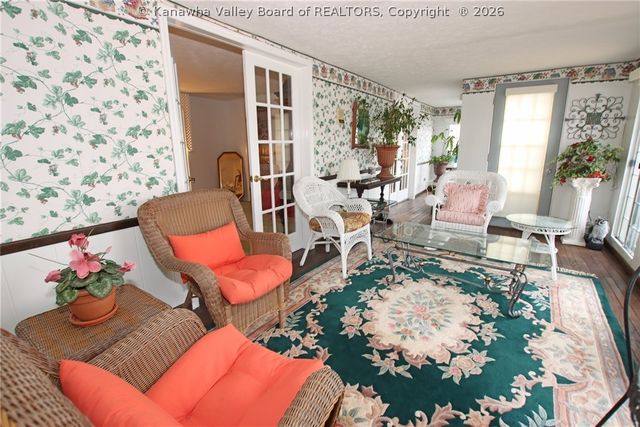 1216 Kanawha Avenue, Dunbar, WV 25064