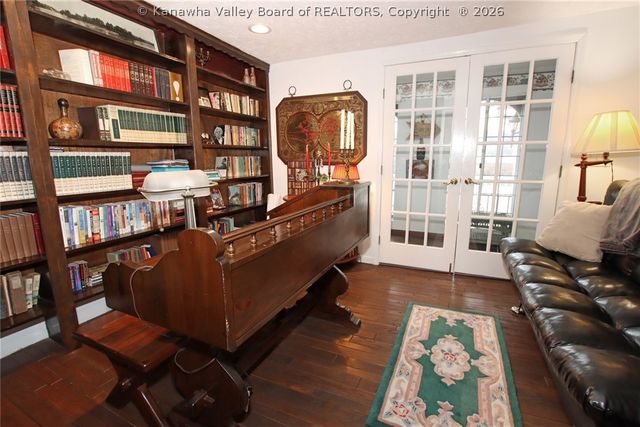 1216 Kanawha Avenue, Dunbar, WV 25064