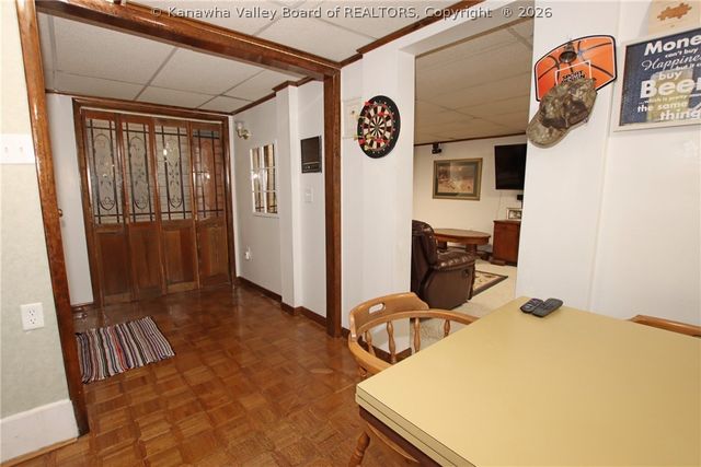 1216 Kanawha Avenue, Dunbar, WV 25064