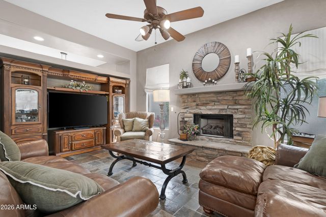 2107 E BEAUTIFUL Lane, Phoenix, AZ 85042