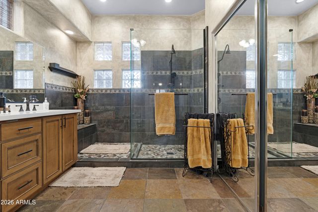 2107 E BEAUTIFUL Lane, Phoenix, AZ 85042