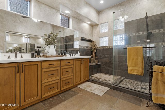 2107 E BEAUTIFUL Lane, Phoenix, AZ 85042