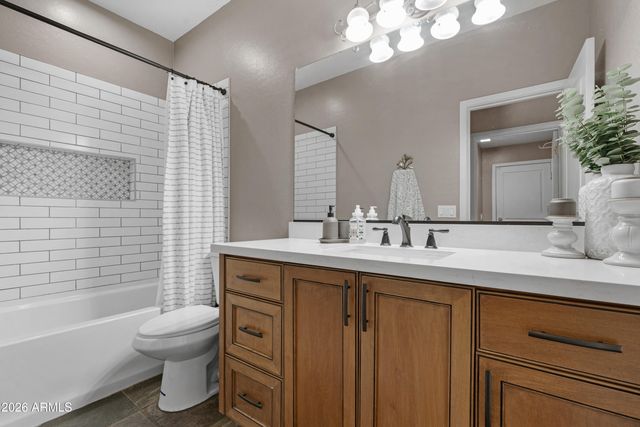 2107 E BEAUTIFUL Lane, Phoenix, AZ 85042