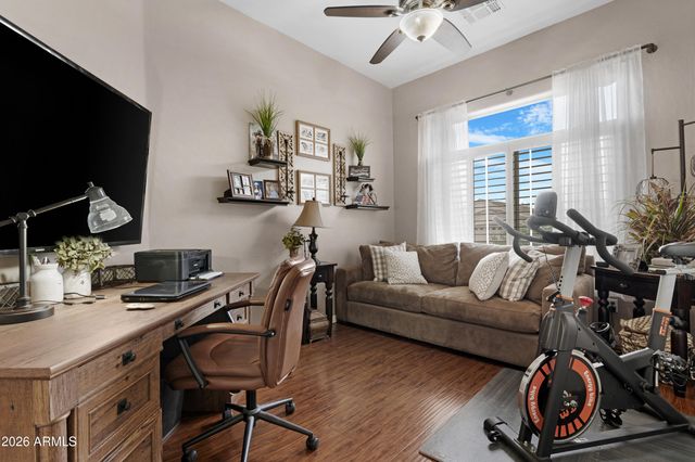 2107 E BEAUTIFUL Lane, Phoenix, AZ 85042