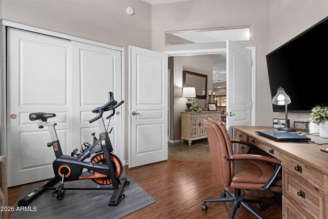 2107 E BEAUTIFUL Lane, Phoenix, AZ 85042