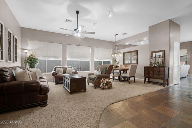 2107 E BEAUTIFUL Lane, Phoenix, AZ 85042