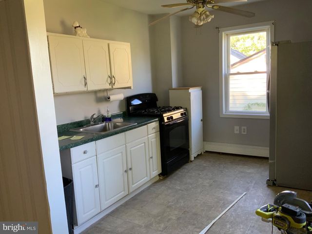 811 WASHINGTON AVE, Croydon, PA 19021