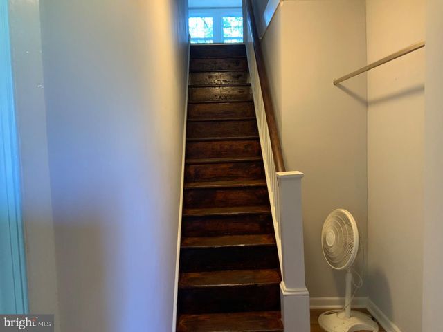 811 WASHINGTON AVE, Croydon, PA 19021