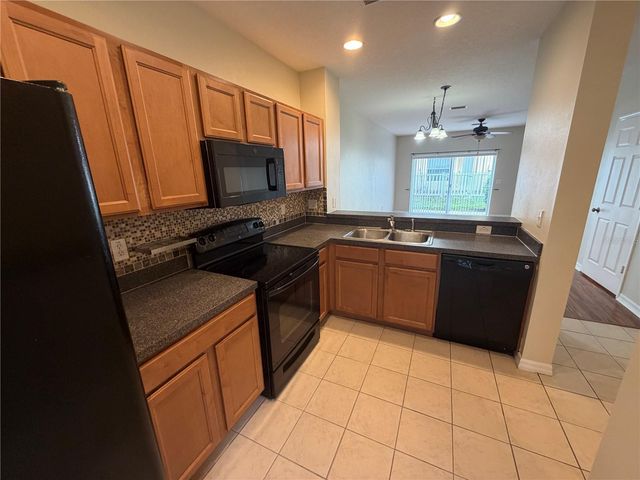 8506 GABLEBEND WAY, Tampa, FL 33647