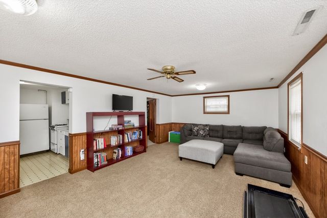 2701 56th Street, Des Moines, IA 50310