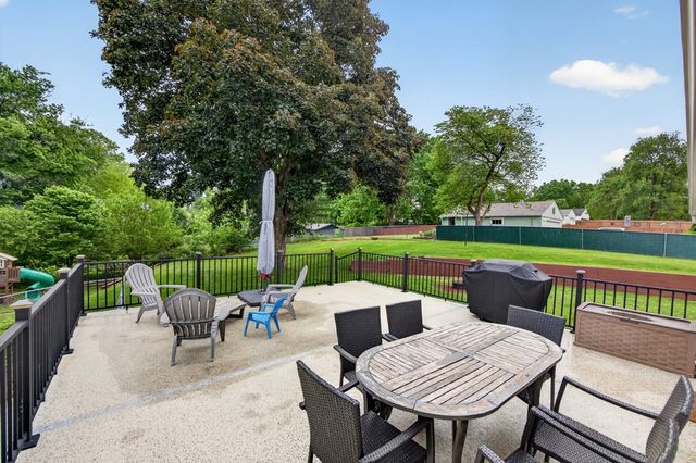 2701 56th Street, Des Moines, IA 50310