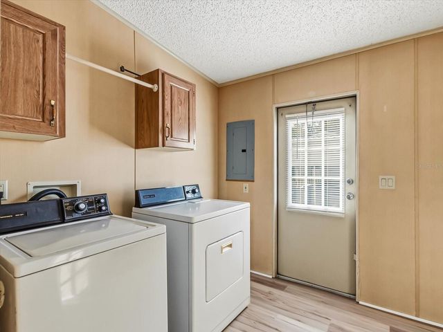 5685 ABERCORN DRIVE, Orlando, FL 32812