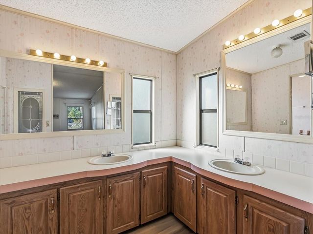 5685 ABERCORN DRIVE, Orlando, FL 32812