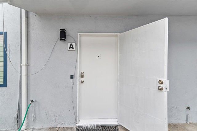 117 S Ivy Avenue A, Monrovia, CA 91016