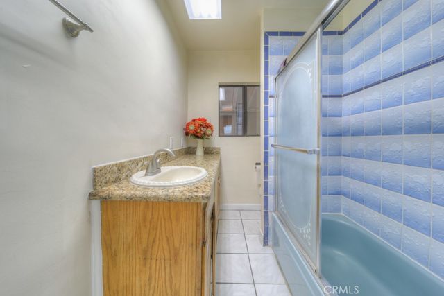 2653 Flower, Huntington Park, CA 90255