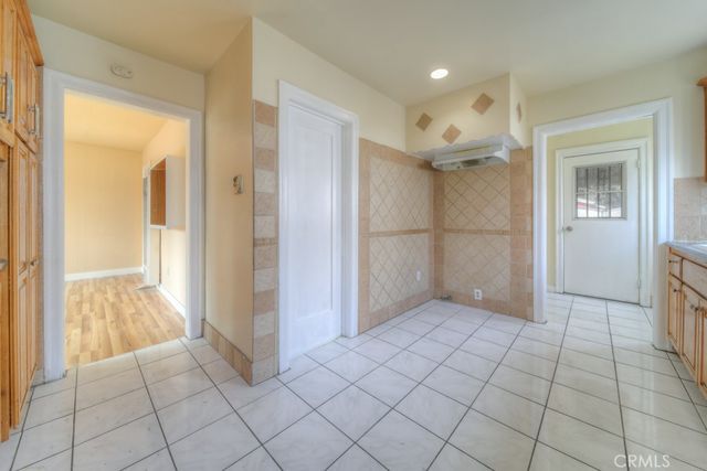 2653 Flower, Huntington Park, CA 90255