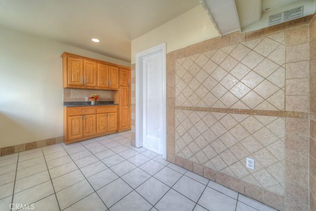 2653 Flower, Huntington Park, CA 90255