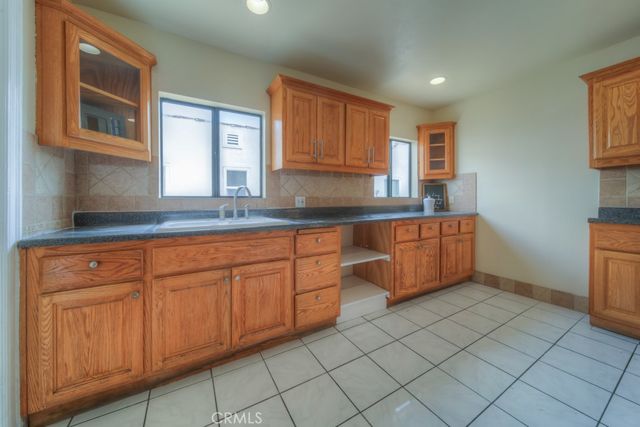 2653 Flower, Huntington Park, CA 90255
