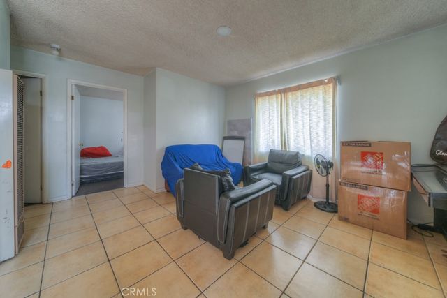 2653 Flower, Huntington Park, CA 90255