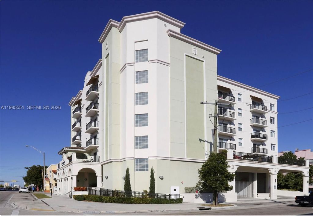 435 SW 12th Ave 605, Miami, FL 33130