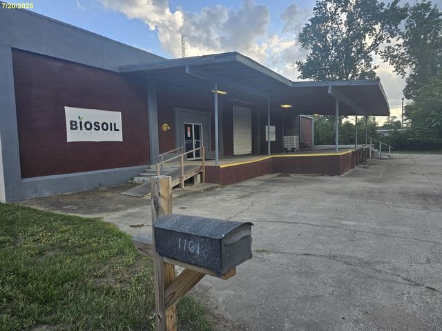 1161 James St., Hattiesburg, MS 39401