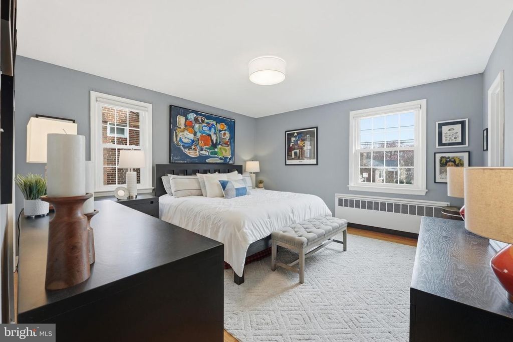 Image 18 of property listing at 8916 WHITNEY ST, Silver Spring, MD 20901