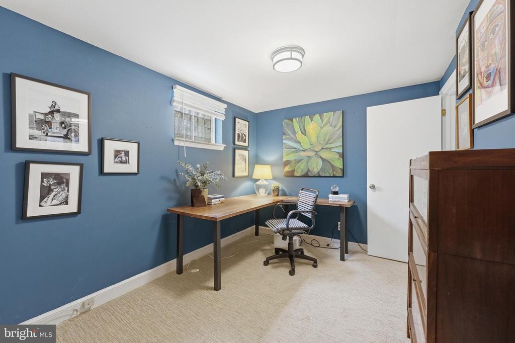 Image 48 of property listing at 8916 WHITNEY ST, Silver Spring, MD 20901