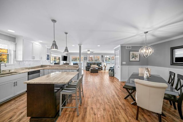 3 Holiday Drive, Lake Holiday, IL 60552