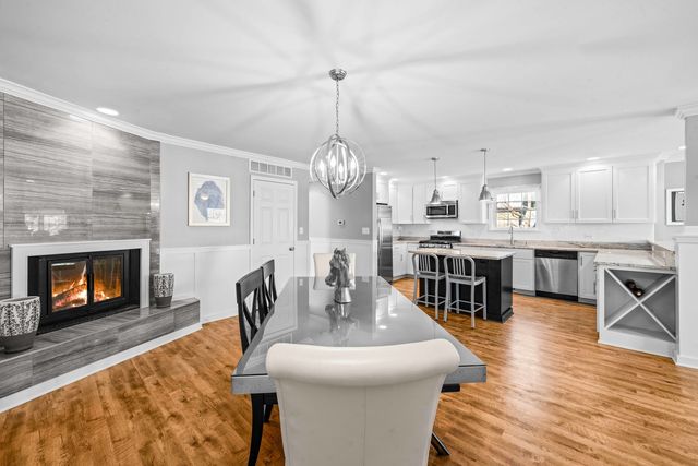 3 Holiday Drive, Lake Holiday, IL 60552