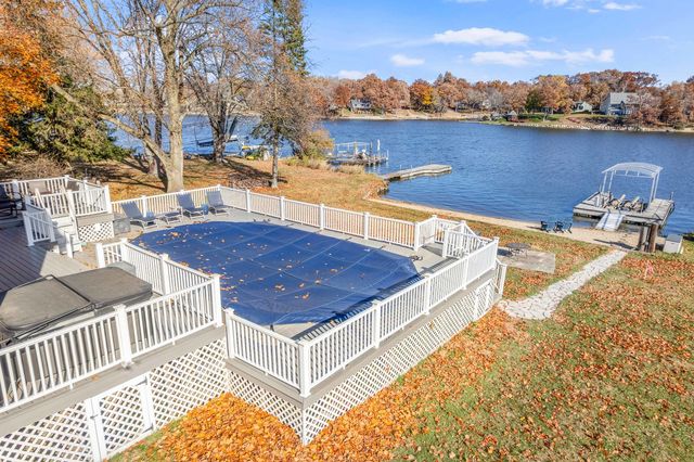 3 Holiday Drive, Lake Holiday, IL 60552