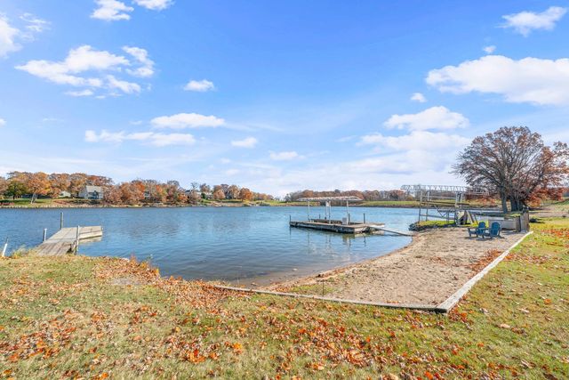 3 Holiday Drive, Lake Holiday, IL 60552