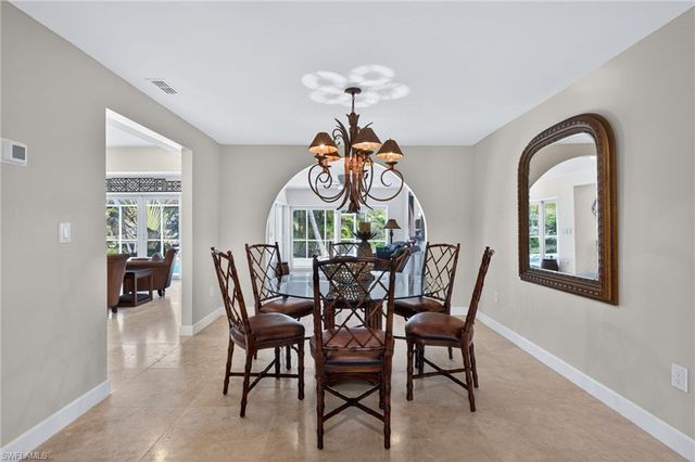 738 Anchor DR, Sanibel, FL 33957