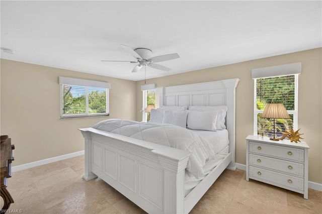 738 Anchor DR, Sanibel, FL 33957