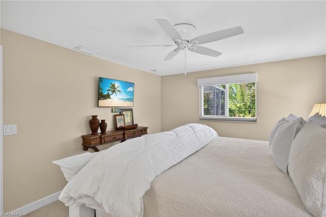 738 Anchor DR, Sanibel, FL 33957