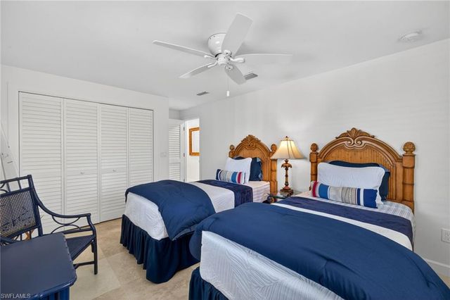 738 Anchor DR, Sanibel, FL 33957